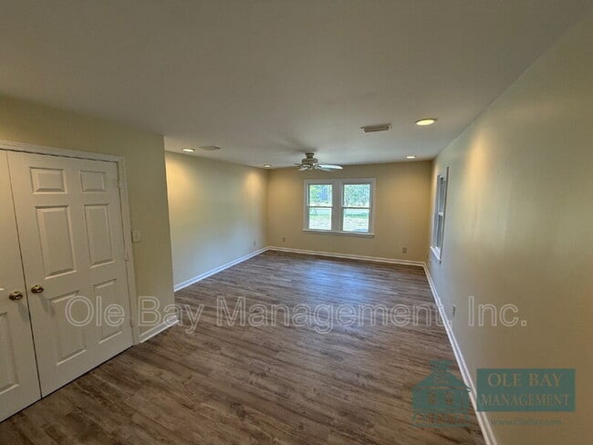Photo - 5011 Highcrest Dr