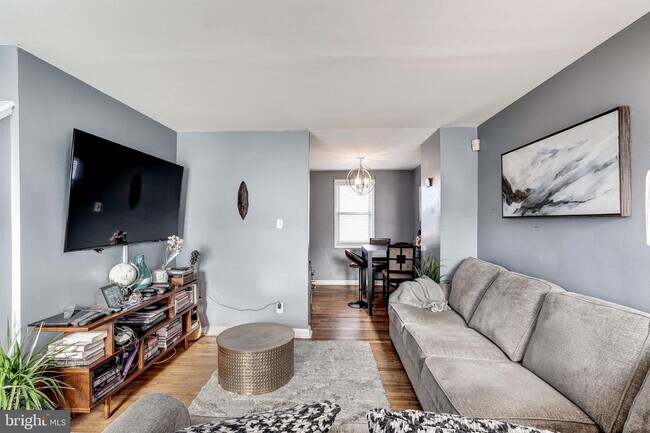 Photo - 5424 B St SE