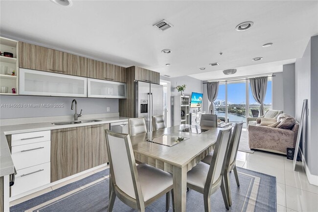 Photo - 6700 Indian Creek Dr Unit 1205