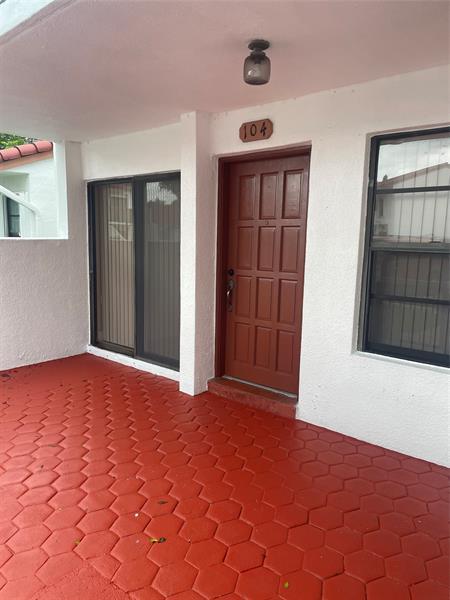 Building Photo - 7510 SW 153rd Pl Unit 104-8 Rental
