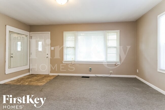 Photo - 3605 N Sadlier Dr