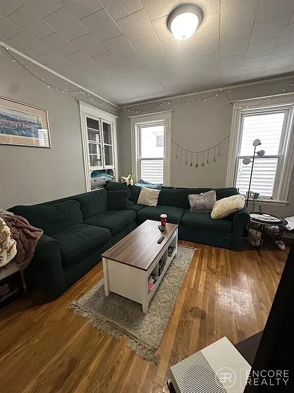 Building Photo - 575 East Eighth Unit 1