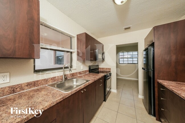 Photo - 7813 Orleans St