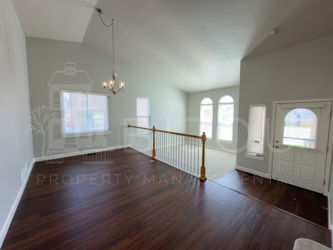 Photo - 6733 Summer Grace St