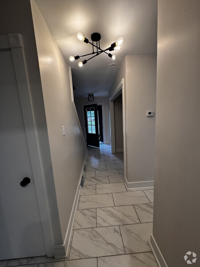 Building Photo - 212 Belmont Ct Rental