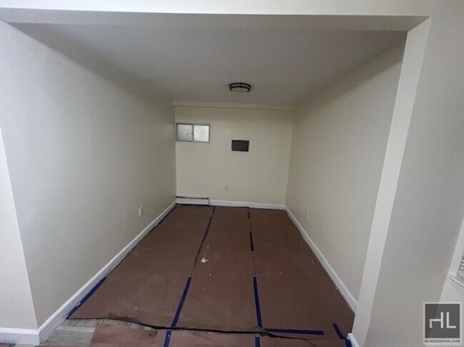 Photo - SPRINGFIELD BLVD