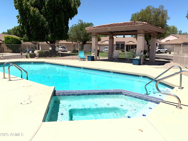 Photo - 15440 N 50th Pl