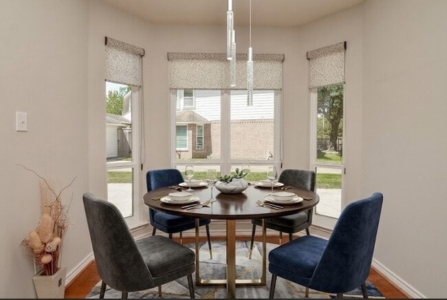 Photo - 406 Sterling Heights Ln
