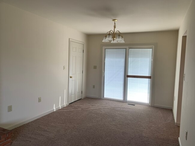 Dining Room - 67 Brightwood Dr