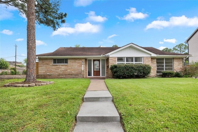 Building Photo - 4135 Levonshire Dr Rental