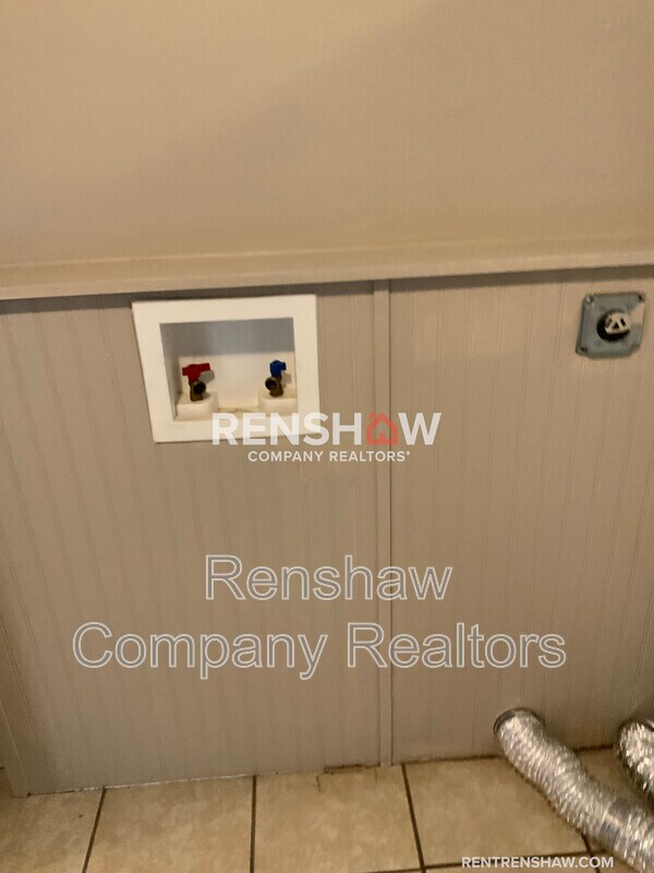 Photo - 116 N Sampson Ave