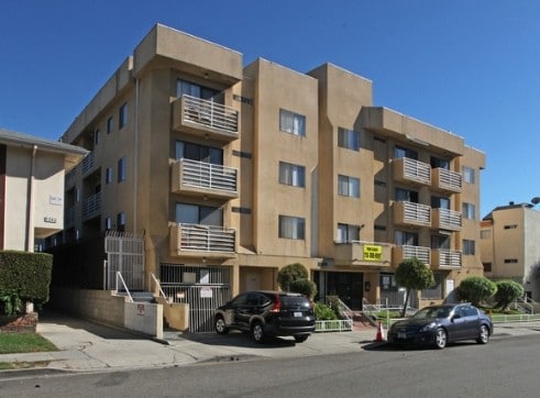 Photo - 1244 N Orange Dr Unidad 308