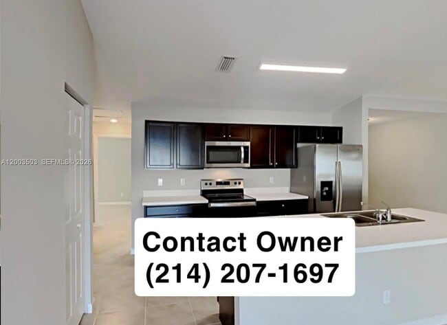 Photo - 2011 SW Del Rio Blvd