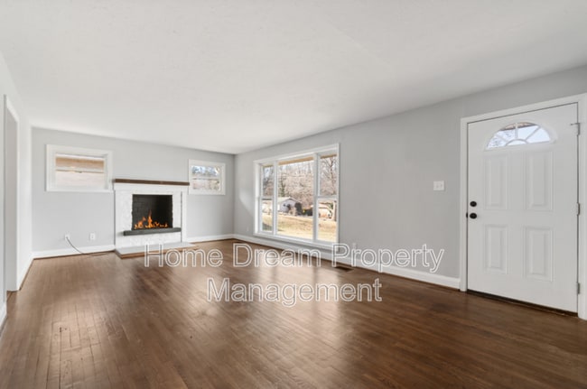 Photo - 354 Berry St