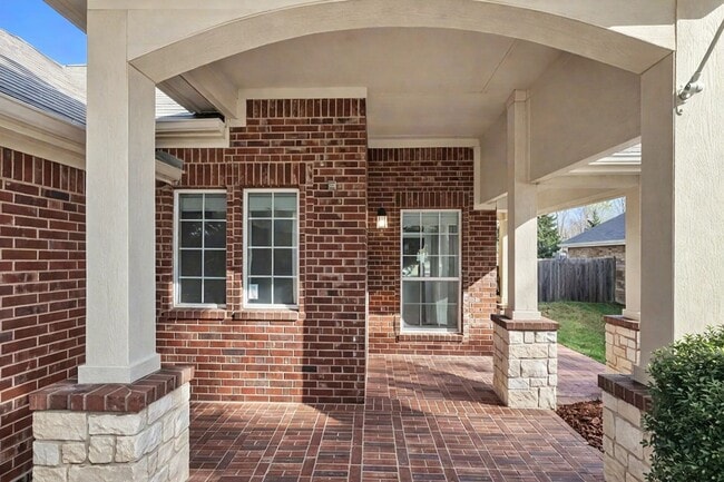 Photo - Charming Single-Story Home with Fireplace & Resort-Style Community Amenities in Dallas, TX
