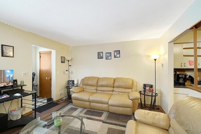 Photo - 7005 Dutton Ave N