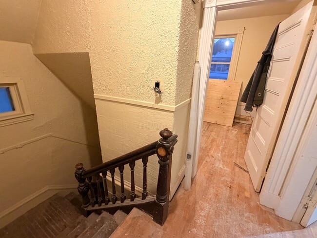 Photo - 55 Spring St Unit 55 Spring Street (upper level)