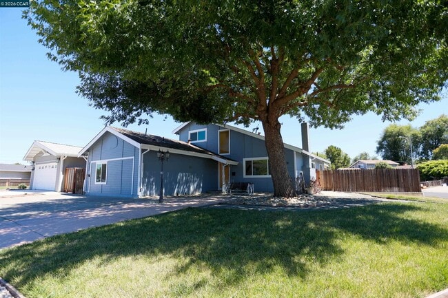 3330 Claudia Dr