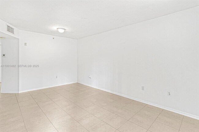 Photo - 22701 SW 88th Pl Unit 105-9