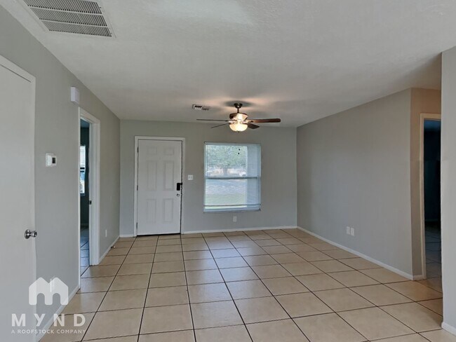 Photo - 628 Royal Palm Dr