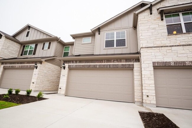 Photo - 601 Fiery Skipper Dr Unidad B