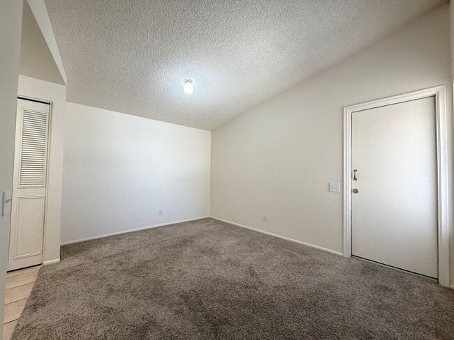 Photo - 2126 N Villas Ln