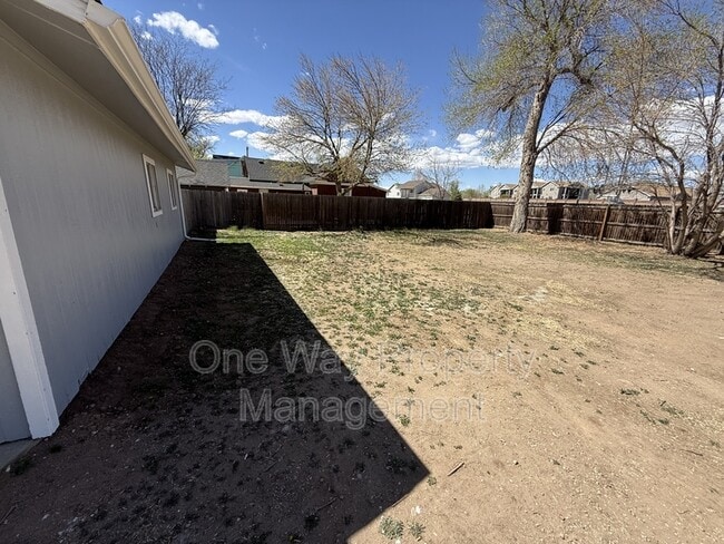 Photo - 310 Chimney Park Dr