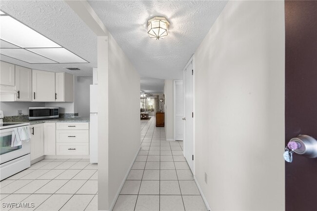 Photo - 4420 Santa Barbara Blvd Unit 105