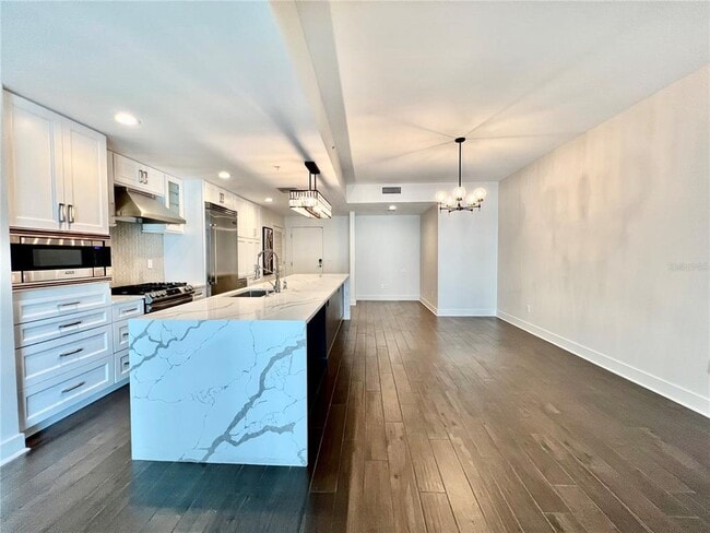 Photo - 1120 E Kennedy Blvd Condo Unit 411