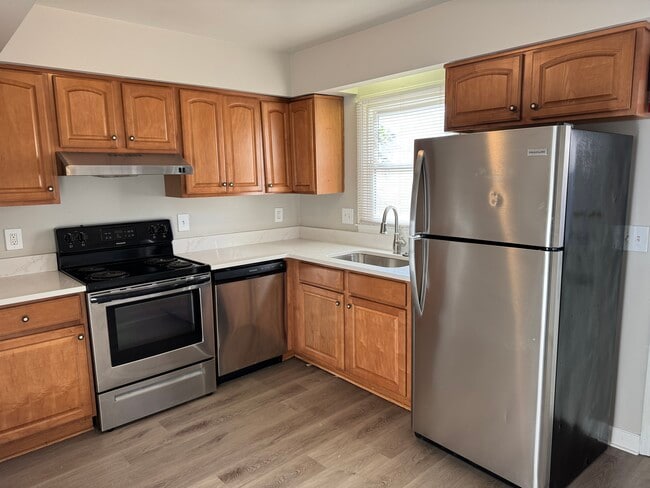 Photo - 1228 Archdale Dr