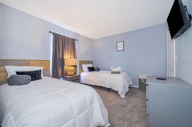 Photo - 746 Terra Lago St