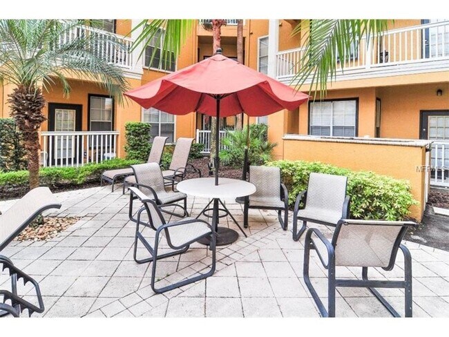 Photo - City View Wood Floor Updated Kitchen 2/2 condo at Park North Downtown Orlando Unidad 256
