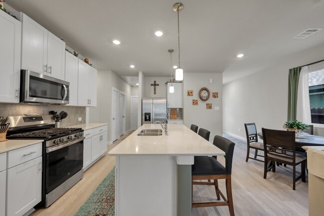 Photo - 372 Sunrise Ranch Dr