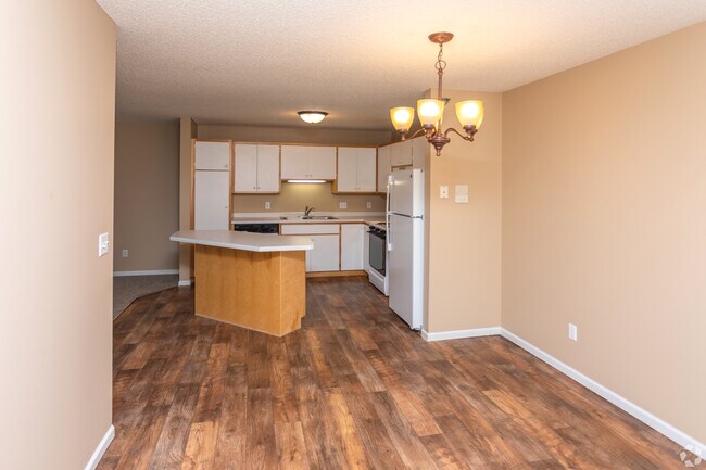 2 Bed 1 Bath - Meadowlawn Village