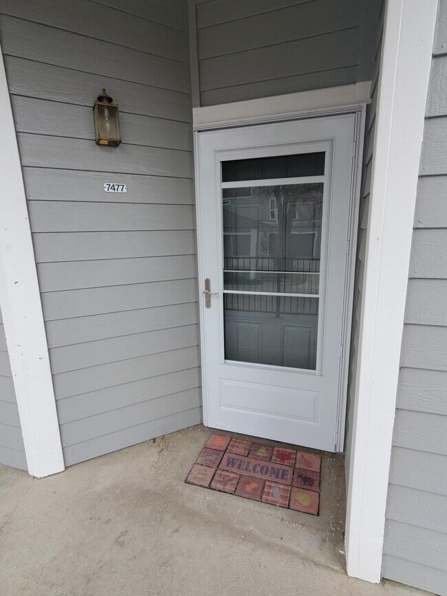 Photo - 7477 Singing Hills Dr Unidad F101