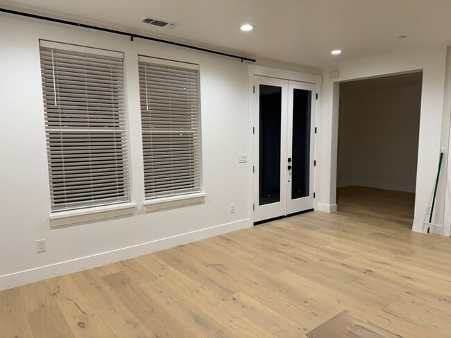 Photo - 8391 Montna Dr