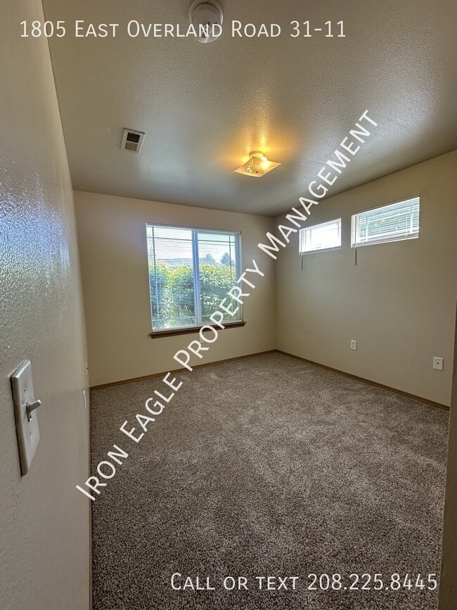 Photo - 1805 E Overland Rd