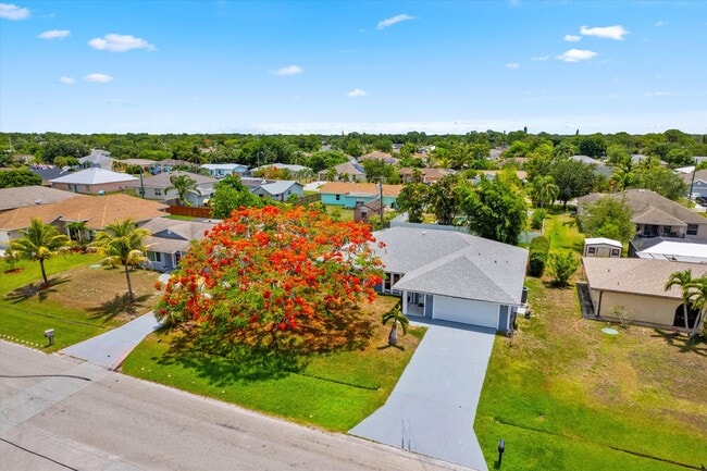 Photo - 1991 SW Gemini Ln Casa