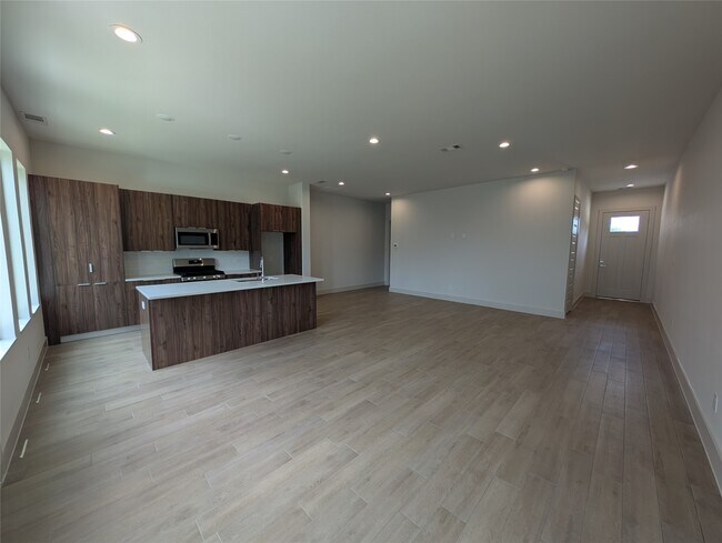 Photo - 4403 Abaco Ln