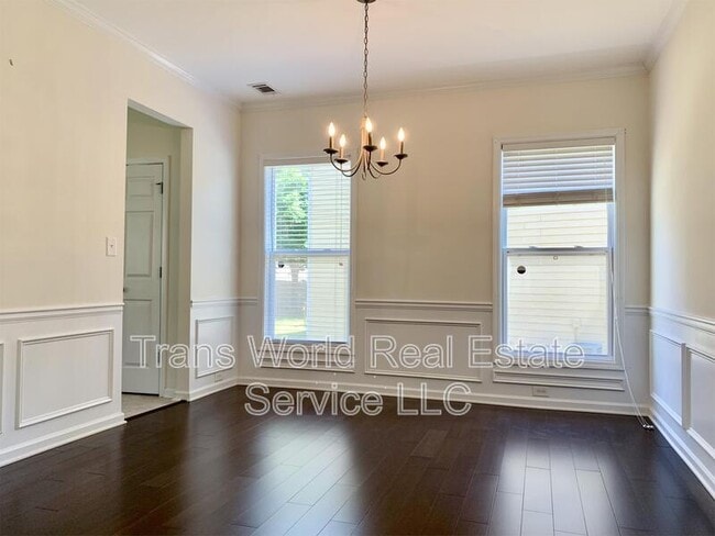 Photo - 2202 Jasmine Glen Dr