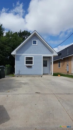 Photo - 1112 Jones St