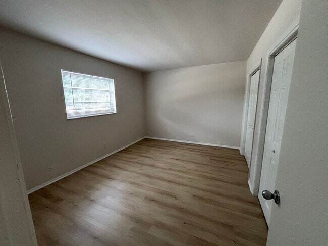 725 SE 23rd St Unidad 2