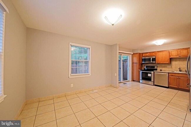 Photo - 3334 Webley Ct