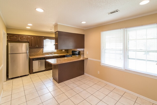 Photo - 306 Gippy Dr