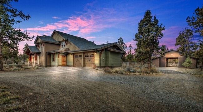 Rare Tumalo Retreat on 10 Acres with Barn! - Rare Tumalo Retreat on 10 Acres with Barn! Casa