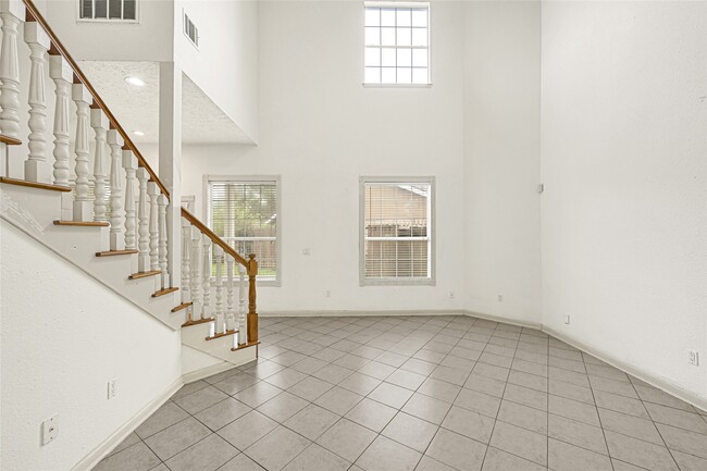 Photo - 10535 Emnora Ln