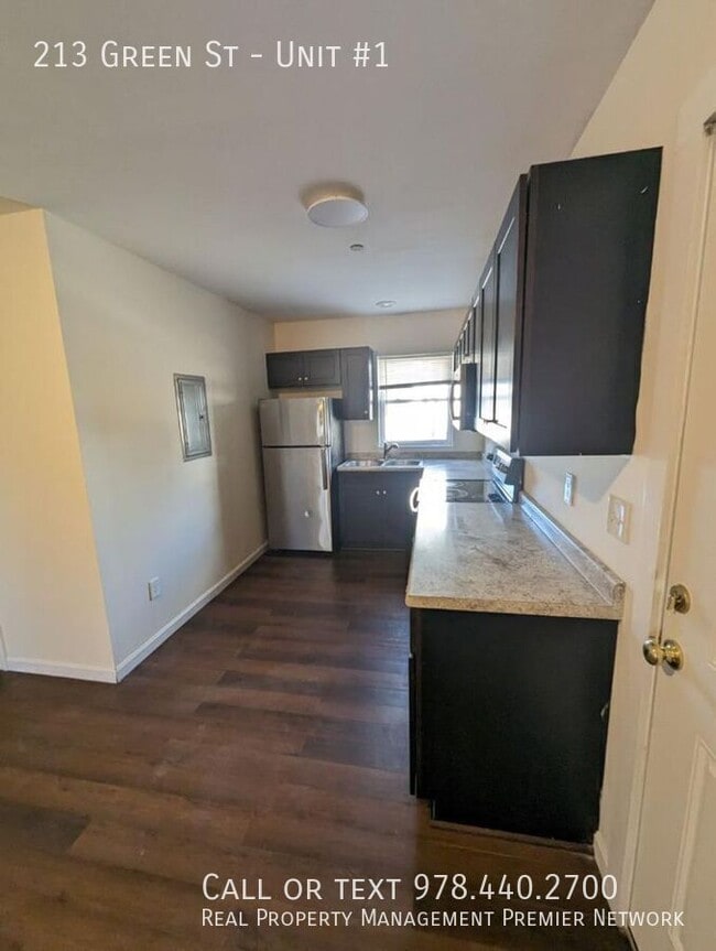Photo - 213 Green St Unidad #1