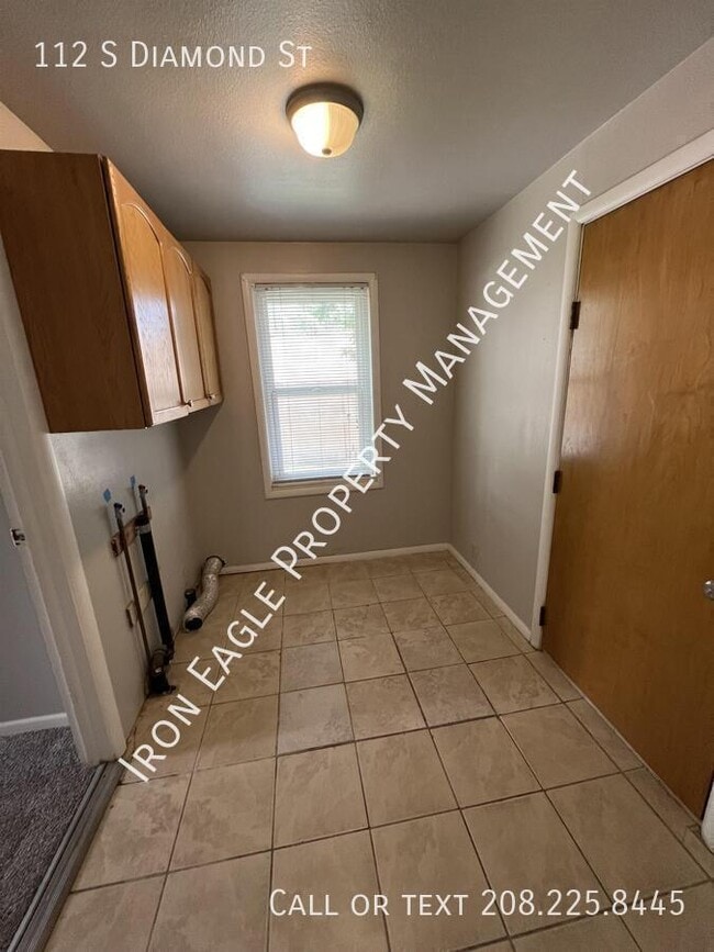 Photo - 112 S Diamond St