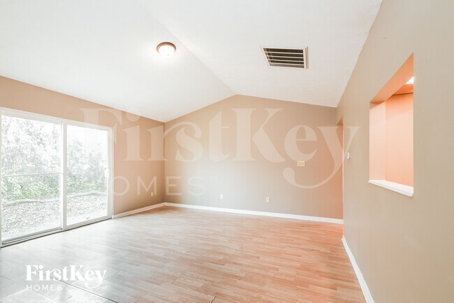 Photo - 3860 Planewood Dr