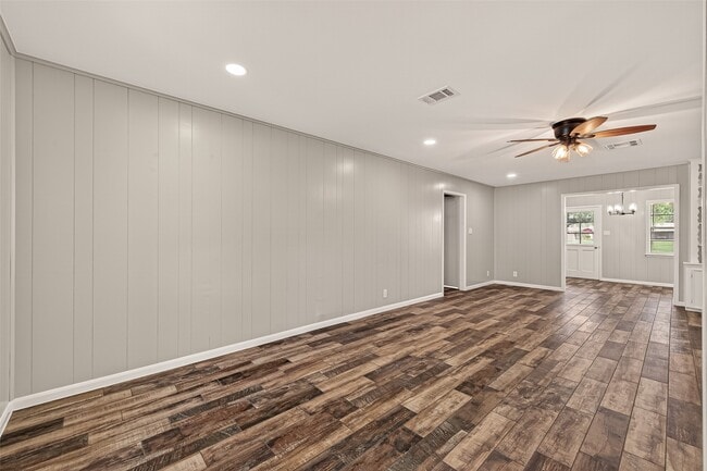 Photo - 1203 Bernard Ave